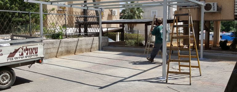 התקנת סוככים