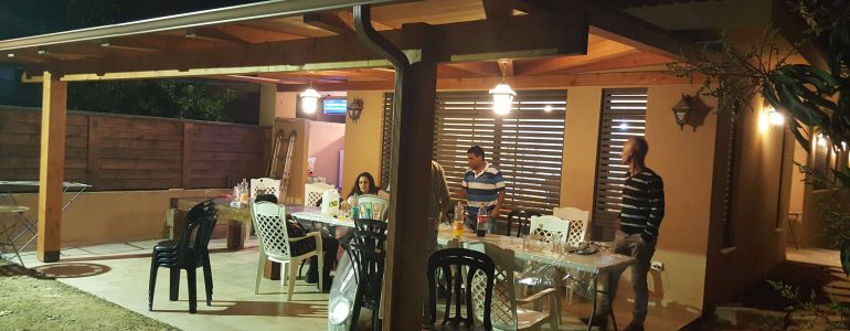 פרגולה לחצר